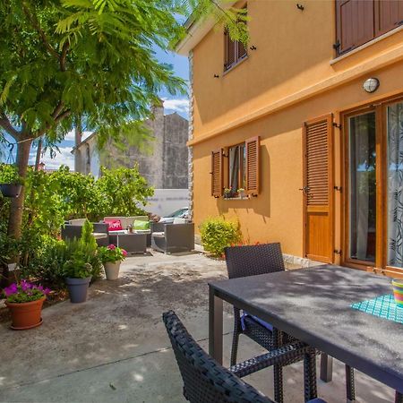 Apartman Madlen Đảo Đảo Cres Ngoại thất bức ảnh