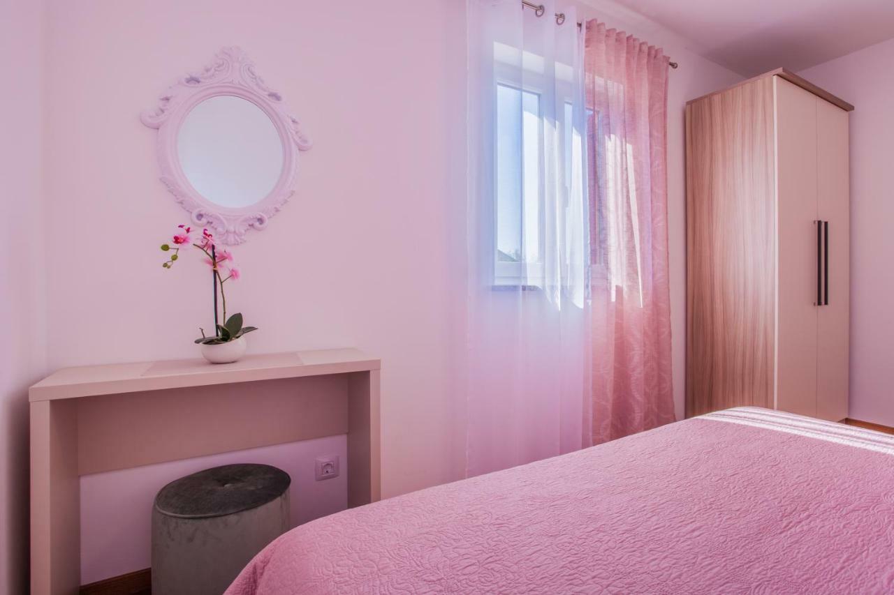 Apartman Madlen Đảo Đảo Cres Ngoại thất bức ảnh