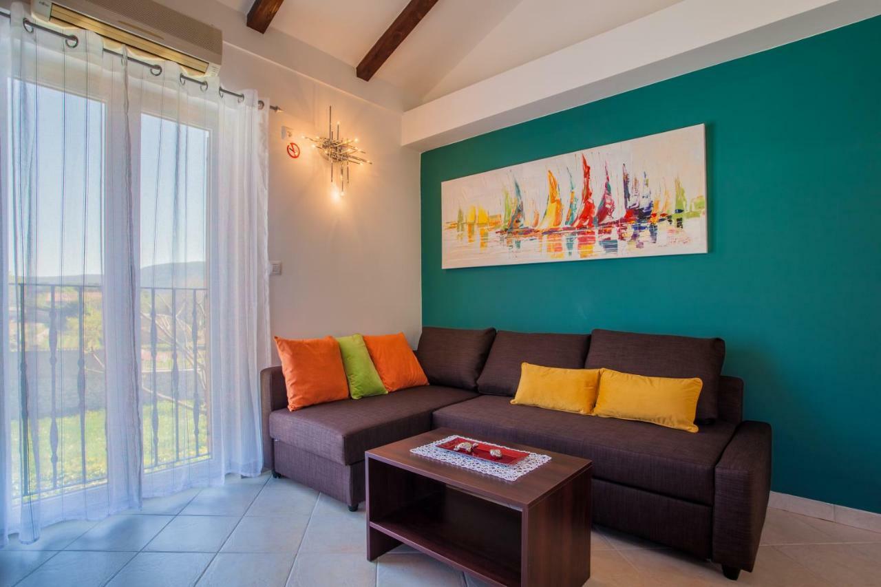Apartman Madlen Đảo Đảo Cres Ngoại thất bức ảnh