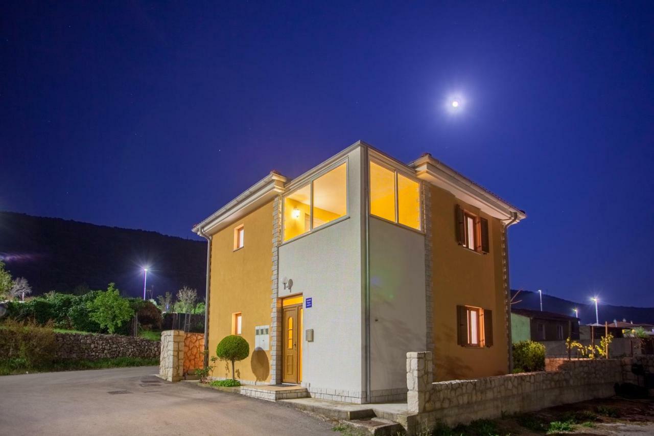 Apartman Madlen Đảo Đảo Cres Ngoại thất bức ảnh