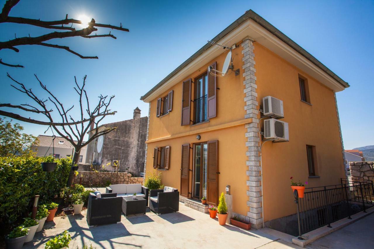 Apartman Madlen Đảo Đảo Cres Ngoại thất bức ảnh
