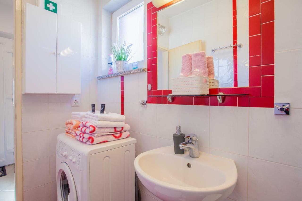 Apartman Madlen Đảo Đảo Cres Ngoại thất bức ảnh