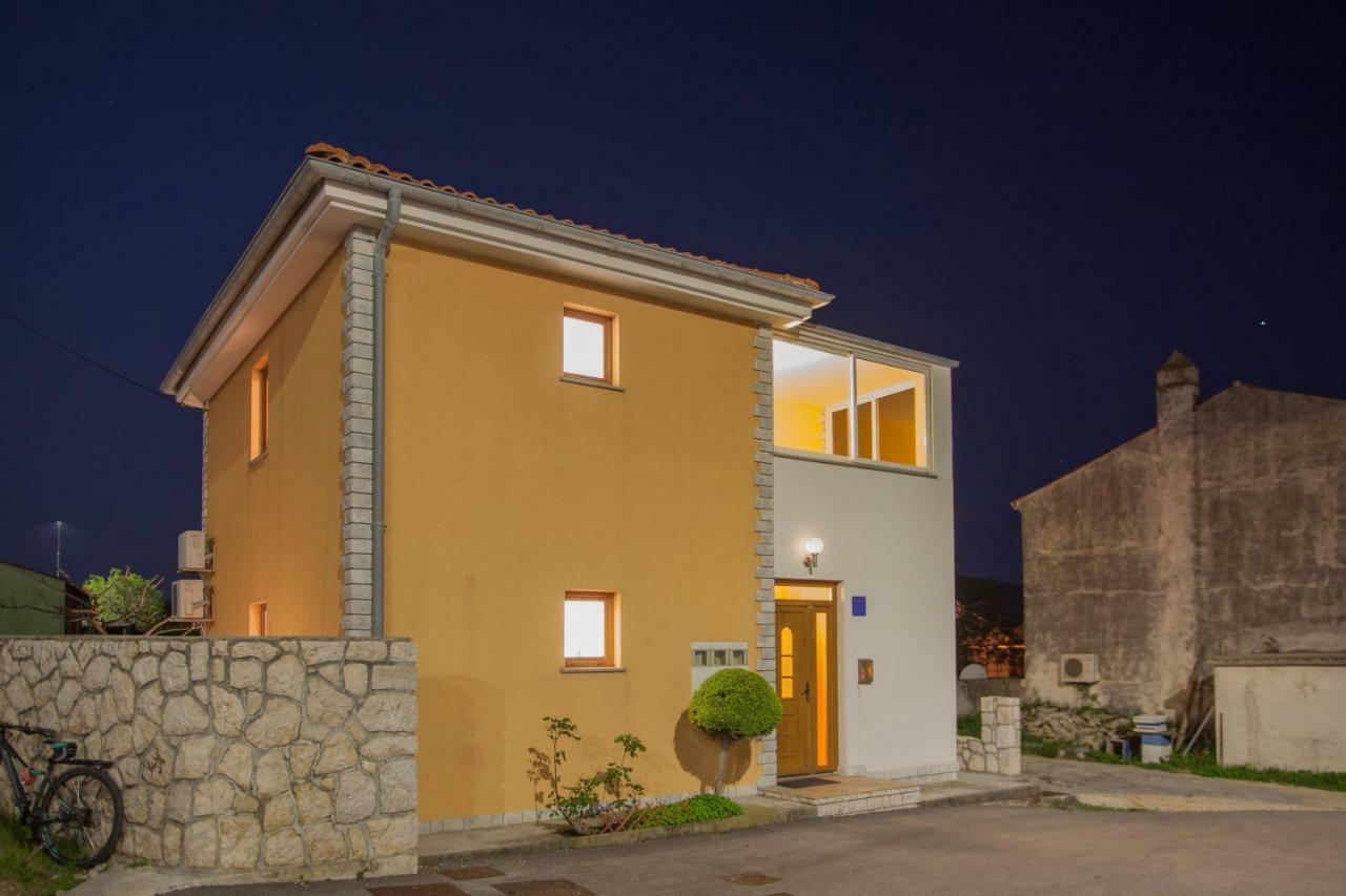 Apartman Madlen Đảo Đảo Cres Ngoại thất bức ảnh