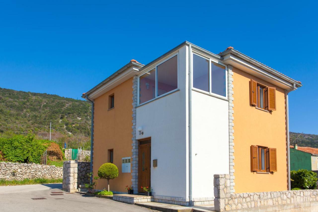 Apartman Madlen Đảo Đảo Cres Ngoại thất bức ảnh