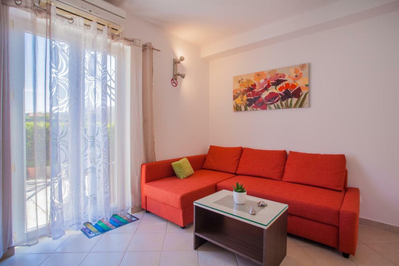 Apartman Madlen Đảo Đảo Cres Ngoại thất bức ảnh