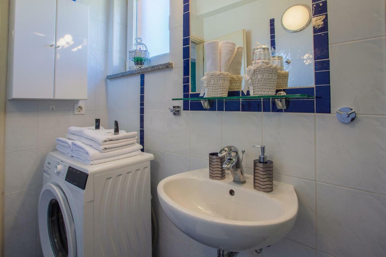 Apartman Madlen Đảo Đảo Cres Ngoại thất bức ảnh